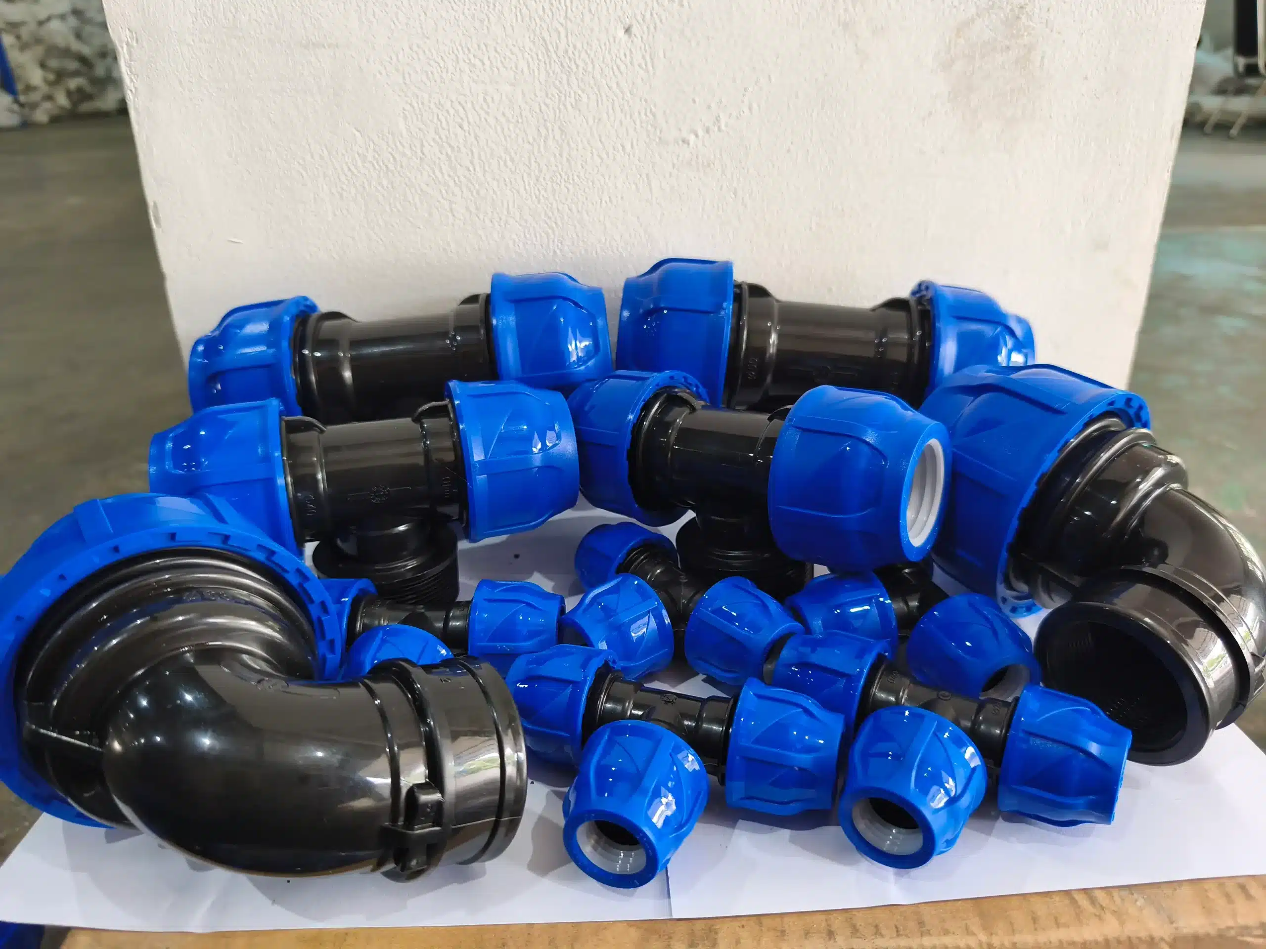 Fitting pipa hdpe, aksesoris pipa hdpe, elbow hdpe, tee hdpe, sock hdpe, reducer hdpe, fitting butt fusion, fitting socket fusion, fitting compression, tee reducer hdpe